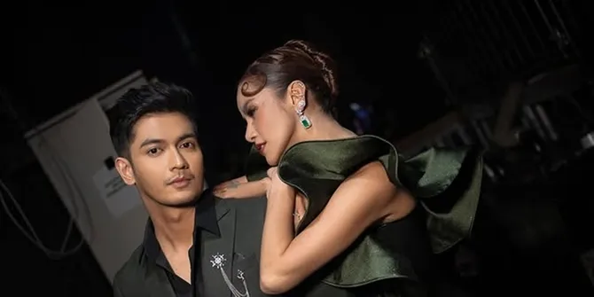 Olla Ramlan dan Teuku Ryan